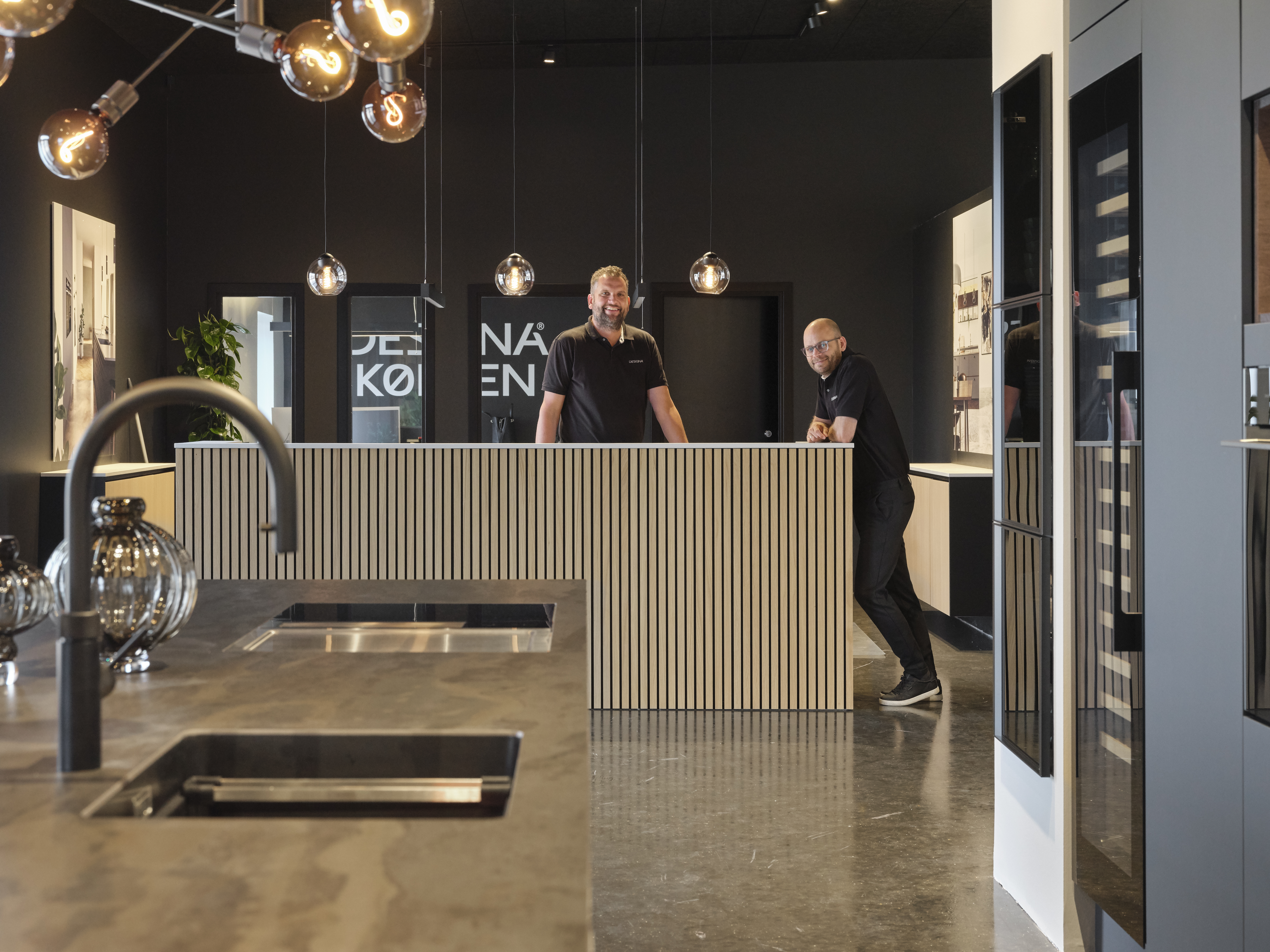 Designa partnere i butikken i Lemvig